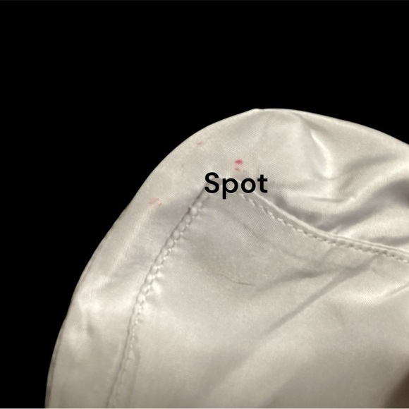 NICOLE MILLER ORANGE V-SHAPED FLAP CROSSBODY PURSE USED - Picture 7 of 8